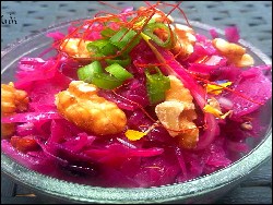 Blaukrautsalat mit Walnuss Vinaigrette