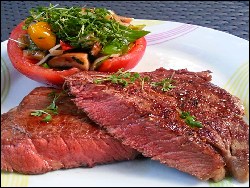 Grilltomate gefüllt
