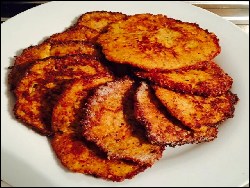 Karotten-Haselnuss-Puffer