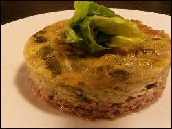 Zwiebelkuchen auf Hackfleischboden